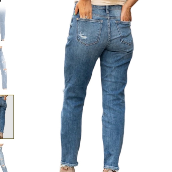 Judy Blue Mid Rise Distressed Boyfriend Jeans JB82217 - Picture 6 of 9